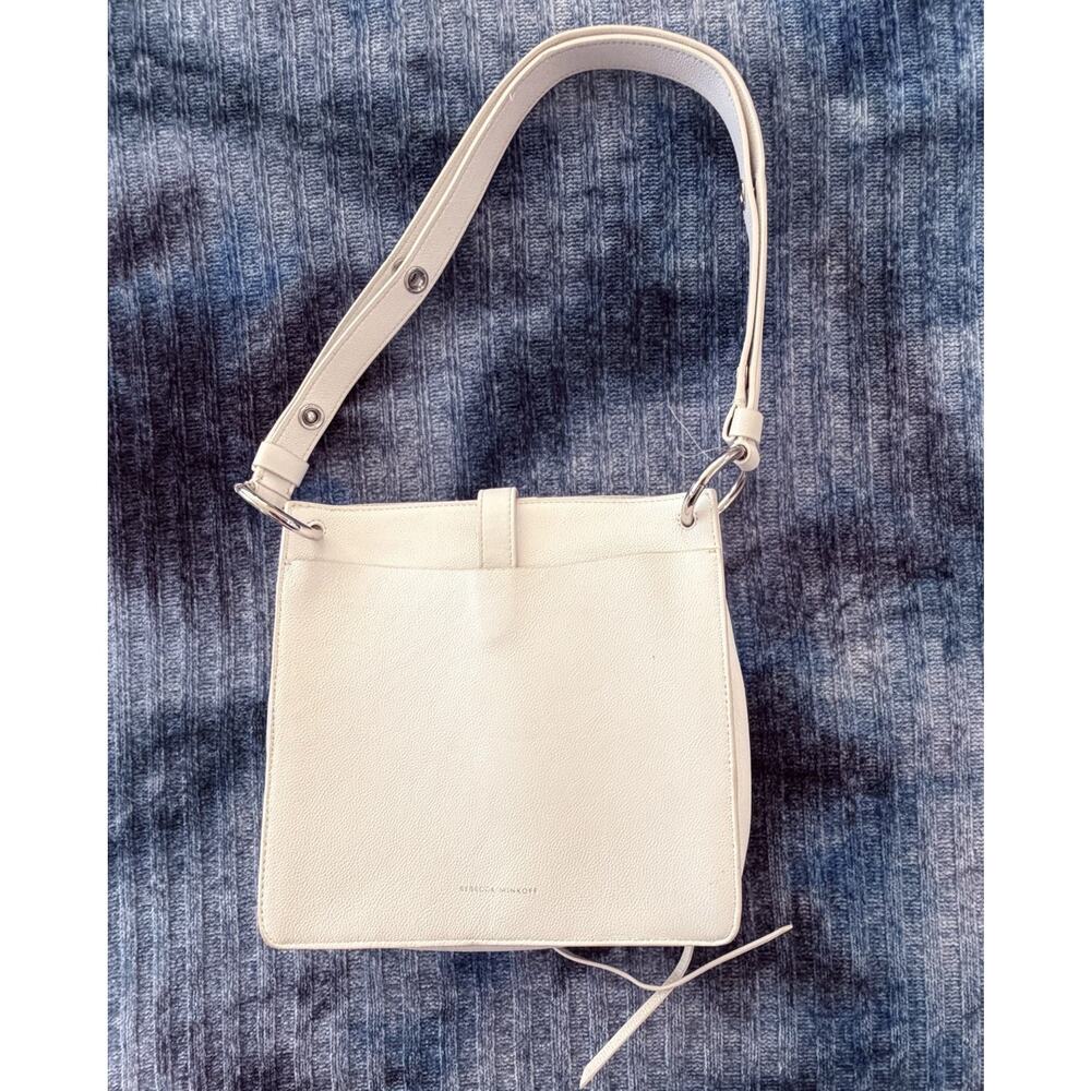 New Rebecca Minkoff Pebbled Leather Megan Feed Bag White Silver Hardware - Picture 6 of 9